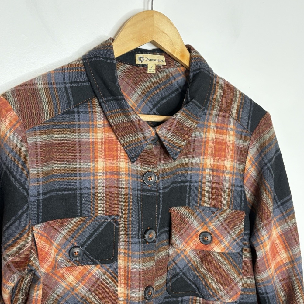 Democracy Plaid Flannel Shirt Womens Small Button Up Granola Girl Outdoor Earthy - Picture 2 of 9